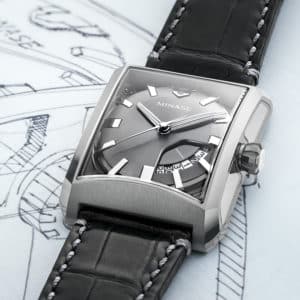 5 Windows on leather band and grey dial