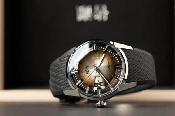 Minase watch divide coffea limited edition
